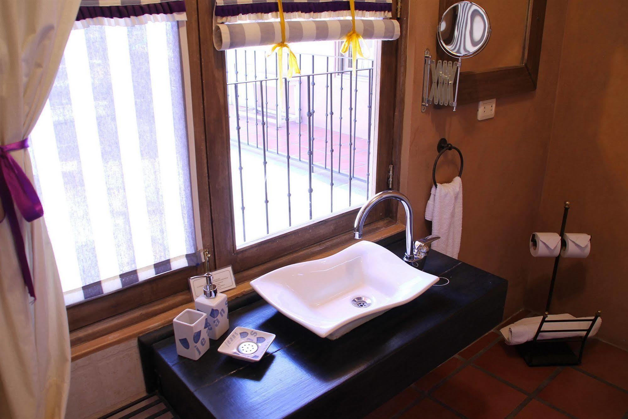 Azul Colonial 3*